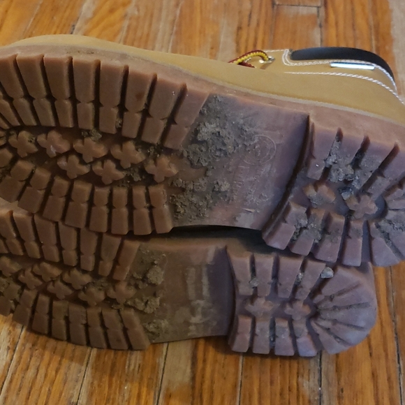 Boots - Picture 2 of 3